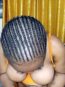 Snapshot of Cherriikenzie chatting on February 2, 2025, 9:56 pm Cherriikenzie online show from February 2, 2025, 9:56 pm