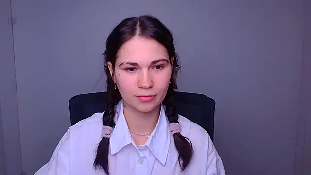 Loon Amore online show from February 9, 2025, 8:02 pm