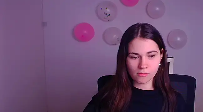 Loon Amore online show from February 19, 2025, 7:38 pm