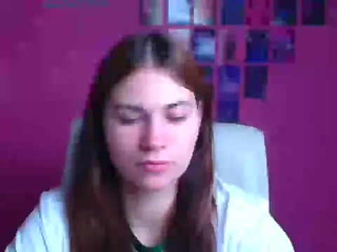 Loon Amore online show from November 3, 2025, 6:58 am