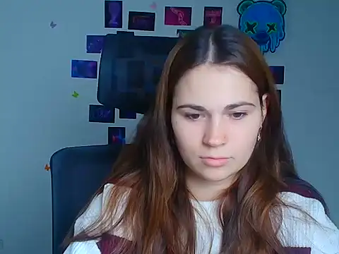 Loon Amore online show from November 20, 2025, 12:49 pm