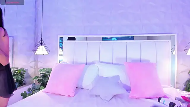 CailynBrowm online show from January 6, 2025, 1:19 pm