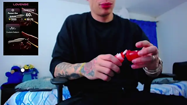 thiagomurphyy online show from February 26, 2025, 3:10 am