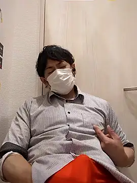 RYOTA8888888888 online show from October 30, 2025, 5:35 pm