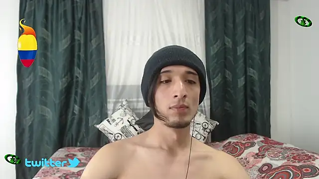 Snapshot of dereck_boy19 chatting on January 29, 2025, 11:35 pm dereck boy19 online show from January 29, 2025, 11:35 pm