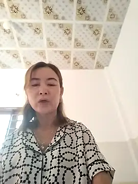 Snapshot of Sexy-ladyboobs20 chatting on October 4, 2025, 1:03 am Sexy-ladyboobs20 online show from October 4, 2025, 1:03 am