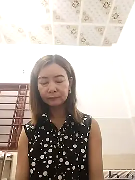 Snapshot of Sexy-ladyboobs20 chatting on November 17, 2025, 1:22 am Sexy-ladyboobs20 online show from November 17, 2025, 1:22 am