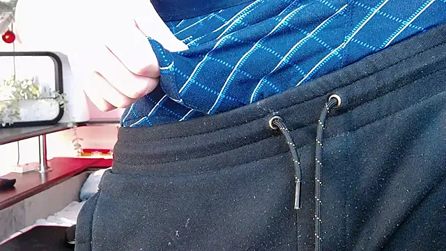 CarterCole online show from December 26, 2024, 4:47 pm