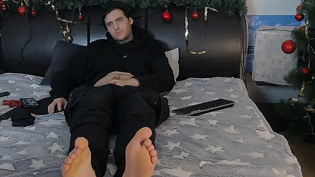 CarterCole online show from December 27, 2024, 11:06 am