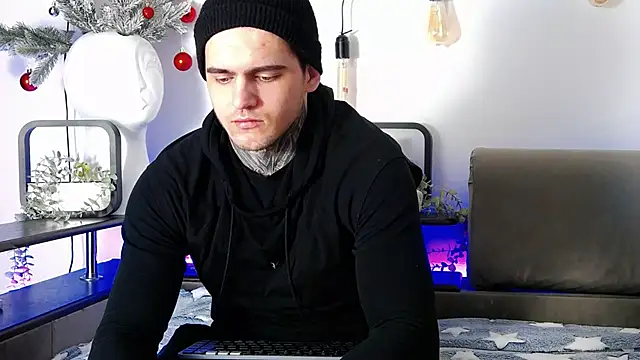 CarterCole online show from January 16, 2025, 7:49 am