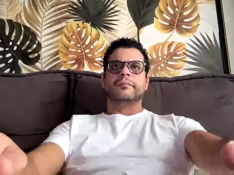 HornyBeachBoyBR online show from May 30, 2026, 7:22 pm