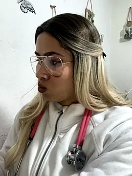 Snapshot of Sweet__Nurse1 chatting on October 25, 2025, 7:08 pm Sweet Nurse1 online show from October 25, 2025, 7:08 pm