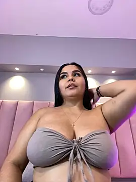 KeilyRoss online show from February 21, 2025, 10:04 pm