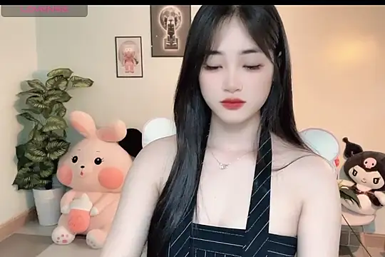 Snapshot of _Aimy_ chatting on December 3, 2025, 5:59 am Aimy online show from December 3, 2025, 5:59 am