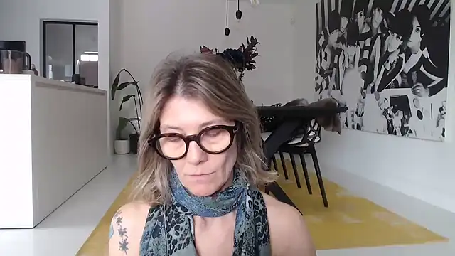 godinflower online show from April 2, 2026, 11:52 am