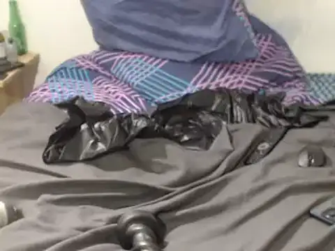 Snapshot of adepravertotal chatting on March 4, 2025, 5:53 am adepravertotal online show from March 4, 2025, 5:53 am