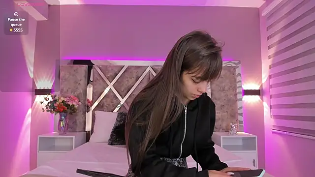 AmmyJones  online show from March 6, 2025, 6:16 pm