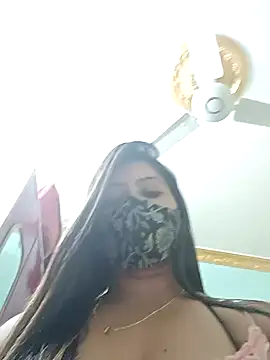 Snapshot of SANAYA_ROY chatting on February 4, 2025, 9:49 am SANAYA ROY online show from February 4, 2025, 9:49 am