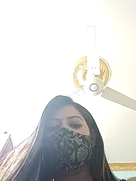 Snapshot of SANAYA_ROY chatting on March 7, 2025, 6:54 pm SANAYA ROY online show from March 7, 2025, 6:54 pm