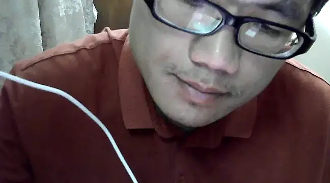 findagirlfriend online show from February 1, 2025, 10:48 am