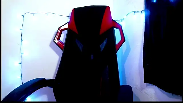 catalina colombia online show from March 12, 2025, 2:45 pm