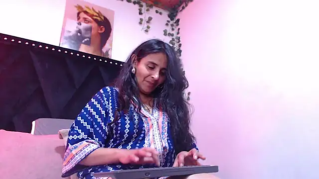 Snapshot of _Marcela__ chatting on September 17, 2025, 12:29 pm Marcela online show from September 17, 2025, 12:29 pm