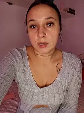 Juanamd1 online show from March 6, 2025, 8:41 am