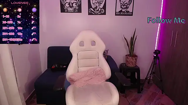 hibridaaa20 online show from October 9, 2025, 11:58 pm