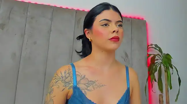 Snapshot of AllegraBrown chatting on January 28, 2025, 1:29 am AllegraBrown online show from January 28, 2025, 1:29 am