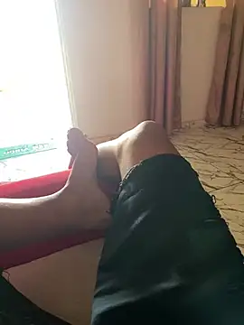 king cum  online show from December 13, 2024, 2:38 pm