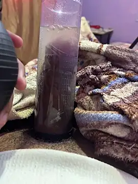 king cum  online show from October 23, 2025, 4:28 pm