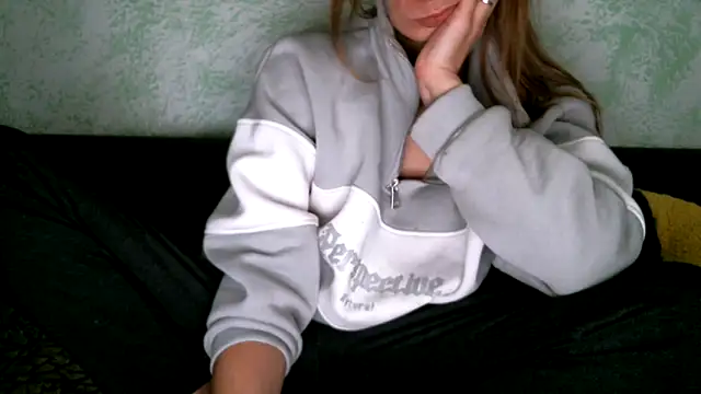 DennisXCaroll online show from February 15, 2025, 10:31 pm