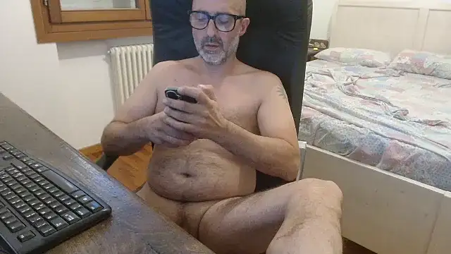 Snapshot of newsimo74 chatting on July 26, 2026, 6:21 am newsimo74 online show from July 26, 2026, 6:21 am