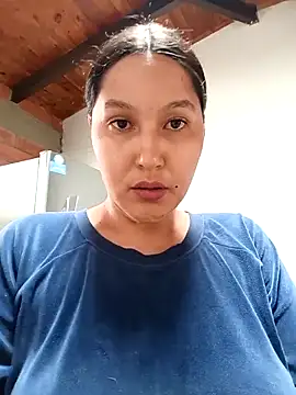 SamaraJay1 online show from May 11, 2026, 2:45 pm