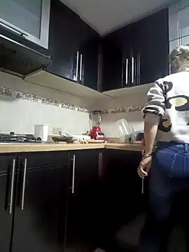 coral smitth online show from February 11, 2025, 12:17 am