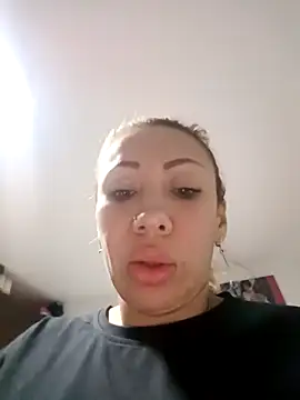 coral smitth online show from February 14, 2025, 12:51 am