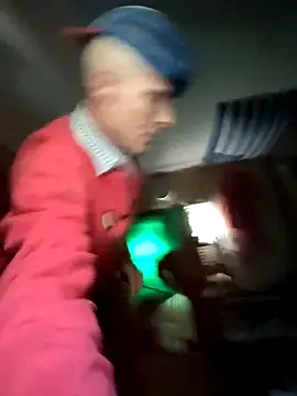 Snapshot of omgkidisthaone chatting on October 2, 2025, 2:13 pm omgkidisthaone online show from October 2, 2025, 2:13 pm