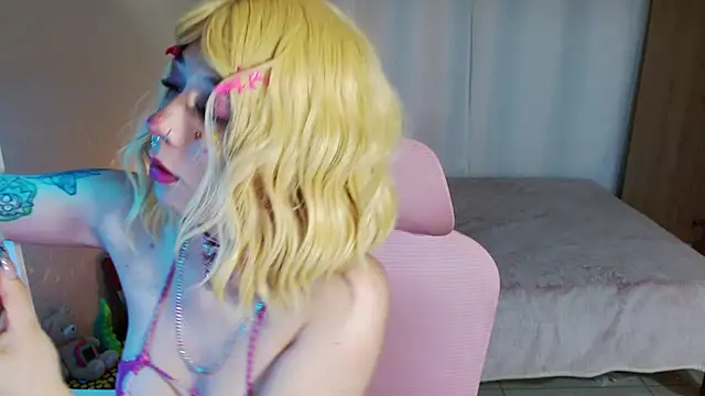 mily milk  online show from February 23, 2025, 12:05 pm