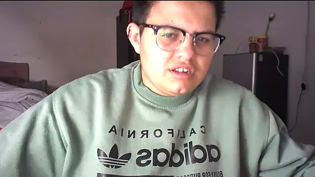 tatsumi nao online show from March 21, 2025, 3:55 am