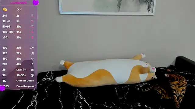 Snapshot of Sm0ly chatting on February 16, 2025, 12:19 am Sm0ly online show from February 16, 2025, 12:19 am