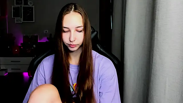 Snapshot of Sm0ly chatting on October 2, 2025, 2:07 am Sm0ly online show from October 2, 2025, 2:07 am