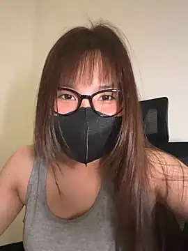 Snapshot of Lilisa_miu chatting on July 22, 2026, 4:10 pm Lilisa miu online show from July 22, 2026, 4:10 pm