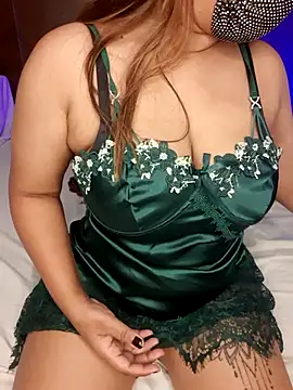 Wild wifey online show from June 22, 2026, 7:33 pm