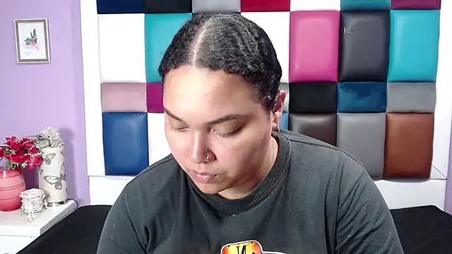 Sam-Evans-hot online show from December 15, 2024, 2:52 am