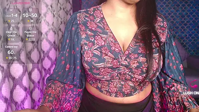 Snapshot of Rubika_sharma chatting on January 4, 2025, 5:47 pm Rubika sharma online show from January 4, 2025, 5:47 pm