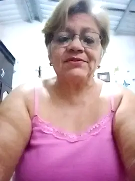 Snapshot of Madrastrahot69 chatting on October 8, 2025, 1:14 am Madrastrahot69 online show from October 8, 2025, 1:14 am