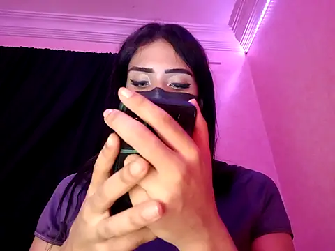 Snapshot of ---sophia--- chatting on October 3, 2025, 9:01 pm ---sophia--- online show from October 3, 2025, 9:01 pm