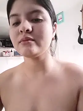 lilpervertgirl online show from November 27, 2025, 8:33 pm