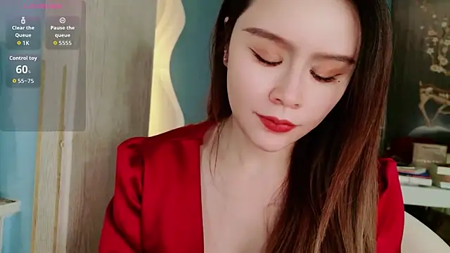 HU131452 online show from April 29, 2026, 9:10 pm