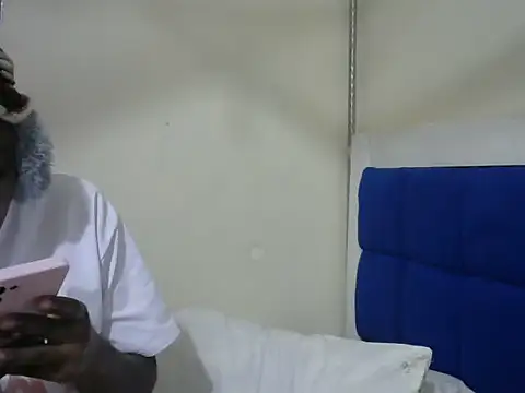 beauty petite online show from February 22, 2026, 6:02 am